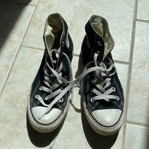 Chuck Taylor Classic All Star Sneakers - Women’s Size 7/Men’s Size 8 - Black